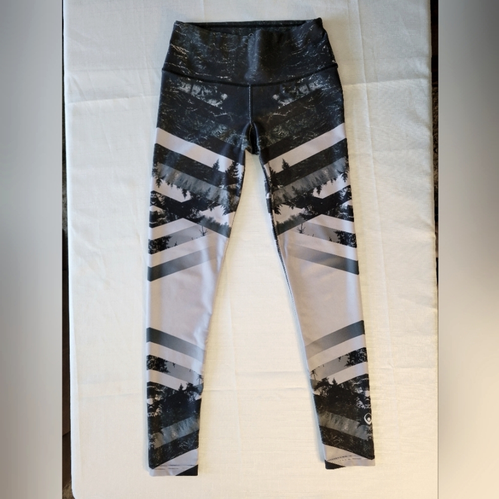 My Inner Fire Woodland High Rise Yoga Leggings size small 6 Women's